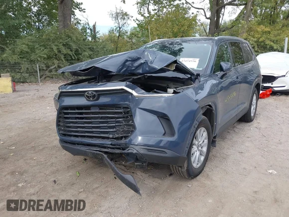 ✅ 2024 Toyota Highlander Limited • VIN: 5TDAAAB51RS052666 • Lot: 43434556. Wystawiony na IAAI z przebiegiem 38 541 mil. Bezpłatny archiwum sprzedaży aukcyjnych z USA i szczegółowy raport historii pojazdu na DreamBid. Zdjęcie 2.