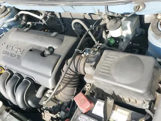 ✅ 2004 Toyota Matrix Std • VIN: 2T1KR32E64C280527 • Lot: 43140392. Wystawiony na IAAI z przebiegiem 173 203 mil. Bezpłatny archiwum sprzedaży aukcyjnych z USA i szczegółowy raport historii pojazdu na DreamBid. Zdjęcie 12.