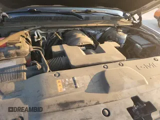 ✅ 2017 GMC Yukon XL SLT • VIN: 1GKS1GKC8HR385700 • Lot: 71280025. Wystawiony na Copart z przebiegiem 149 385 mil. Bezpłatny archiwum sprzedaży aukcyjnych z USA i szczegółowy raport historii pojazdu na DreamBid. Zdjęcie 14.