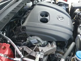 ✅ 2024 Mazda CX-50 S Preferred • VIN: 7MMVABBM2RN207262 • Lot: 43176843. Wystawiony na IAAI z przebiegiem 14 908 mil. Bezpłatny archiwum sprzedaży aukcyjnych z USA i szczegółowy raport historii pojazdu na DreamBid. Zdjęcie 20.