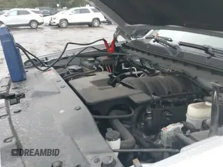 ✅ 2018 Chevrolet Silverado 1500 LT • VIN: 1GCVKREC0JZ252416 • Lot: 43393355. Listed on IAAI with 164,988 mi. Free auction sales archive from the USA and detailed vehicle history report at DreamBid. Image 18.