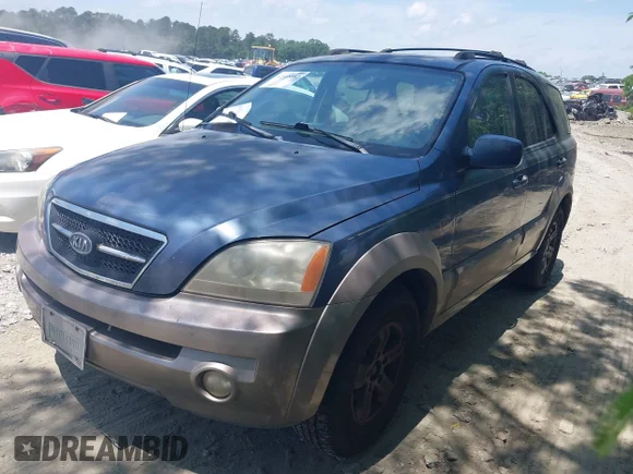 ✅ 2003 Kia Sorento LX • VIN: KNDJD733935098251 • Лот: 42318182. Опубліковано раніше на IAAI з пробігом 147 078 миль. Безкоштовний доступ до архіву аукціонних продажів зі США та докладний звіт про історію автомобіля на DreamBid. Зображення 2.