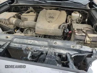 ✅ 2022 Toyota Tacoma TRD Off Road • VIN: 3TMCZ5AN6NM474789 • Lot: 89924175. Wystawiony na Copart z przebiegiem 88 749 mil. Bezpłatny archiwum sprzedaży aukcyjnych z USA i szczegółowy raport historii pojazdu na DreamBid. Zdjęcie 15.