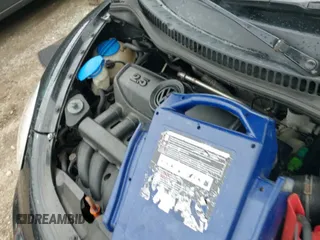 ✅ 2010 Volkswagen Beetle • VIN: 3VWPG3AG2AM016977 • Lot: 42464694. Listed on IAAI with 151,698 mi. Free auction sales archive from the USA and detailed vehicle history report at DreamBid. Image 19.