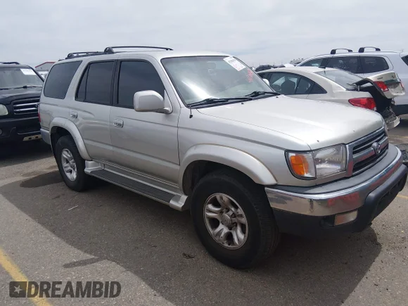 ✅ 2000 Toyota 4Runner SR5 • VIN: JT3HN86R5Y0306054 • Lot: 45108150. Listed on IAAI with 310,908 mi. Free auction sales archive from the USA and detailed vehicle history report at DreamBid. Image 1.