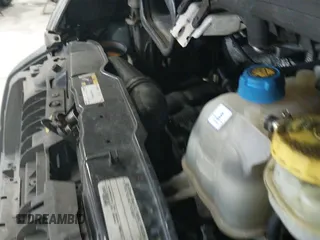 ✅ 2014 Ram ProMaster Cargo • VIN: 3C6TRVCG3EE119711 • Lot: 42993695. Wystawiony na IAAI z przebiegiem 253 515 mil. Bezpłatny archiwum sprzedaży aukcyjnych z USA i szczegółowy raport historii pojazdu na DreamBid. Zdjęcie 20.