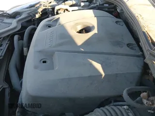 ✅ 2016 Volvo S60 T6 Drive-E • VIN: YV149MFK6G2395690 • Lot: 40634896. Wystawiony na IAAI z przebiegiem 130 833 mil. Bezpłatny archiwum sprzedaży aukcyjnych z USA i szczegółowy raport historii pojazdu na DreamBid. Zdjęcie 21.