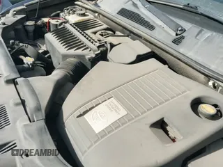 ✅ 2009 Toyota Highlander • VIN: JTEEW41AX92033863 • Lot: 41788531. Wystawiony na IAAI z przebiegiem 215 787 mil. Bezpłatny archiwum sprzedaży aukcyjnych z USA i szczegółowy raport historii pojazdu na DreamBid. Zdjęcie 19.