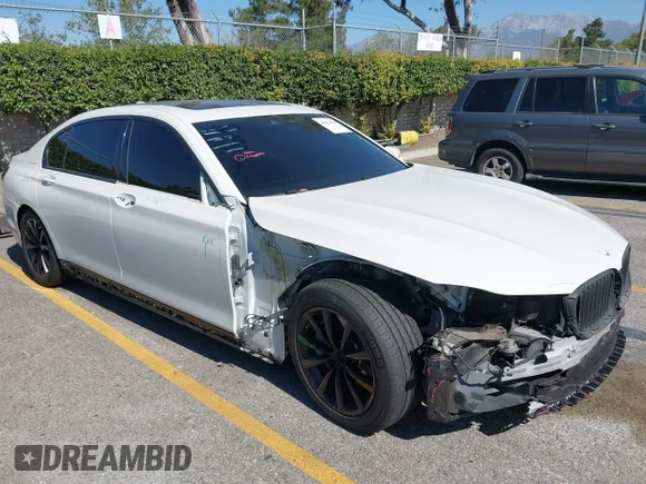 ✅ 2019 BMW 7 Series 740i • VIN: WBA7E2C54KB216716 • Лот: 45054329. Опубліковано раніше на IAAI з пробігом 75 473 миль. Безкоштовний доступ до архіву аукціонних продажів зі США та докладний звіт про історію автомобіля на DreamBid. Зображення 1.