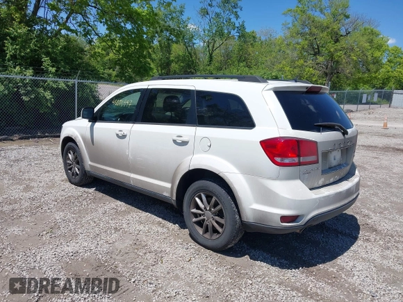 ✅ 2016 Dodge Journey SXT • VIN: 3C4PDDBG5GT168105 • Lot: 45070447. Wystawiony na IAAI z przebiegiem 269 226 mil. Bezpłatny archiwum sprzedaży aukcyjnych z USA i szczegółowy raport historii pojazdu na DreamBid. Zdjęcie 3.