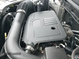 2021 Chevrolet Blazer LT z VIN 3GNKBHR48MS559910, wystawiony jako IAAI lot #42024637 z przebiegiem 19 449 mil mil oraz . Historia ofert i sprzedaży dostępna na DreamBid. Obrazek 18.