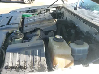 ✅ 2008 Lincoln Navigator • VIN: 5LMFU27518LJ03846 • Lot: 41991189. Listed on IAAI with 160,785 mi. Free auction sales archive from the USA and detailed vehicle history report at DreamBid. Image 19.