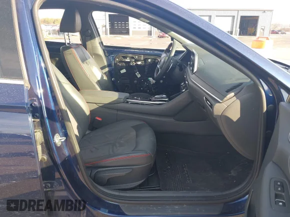 ✅ 2021 Hyundai Sonata SEL Plus • VIN: 5NPEJ4J24MH105658 • Lot: 43952695. Wystawiony na IAAI z przebiegiem 133 750 mil. Bezpłatny archiwum sprzedaży aukcyjnych z USA i szczegółowy raport historii pojazdu na DreamBid. Zdjęcie 5.