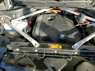 ✅ 2025 BMW X5 xDrive50e • VIN: 5UX43EU03S9Y03723 • Lot: 92485935. Listed on Copart with 27,920 mi. Free auction sales archive from the USA and detailed vehicle history report at DreamBid. Image 15.