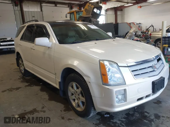 ✅ 2006 Cadillac SRX • VIN: 1GYEE637460216617 • Lot: 42117666. Wystawiony na IAAI z przebiegiem 128 243 mil. Bezpłatny archiwum sprzedaży aukcyjnych z USA i szczegółowy raport historii pojazdu na DreamBid. Zdjęcie 1.