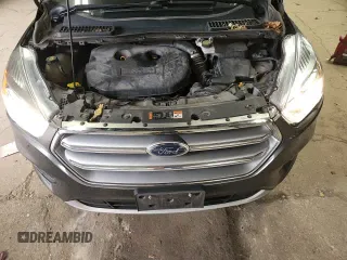 ✅ 2017 Ford Escape Titanium • VIN: 1FMCU9J92HUD36414 • Лот: 92243825. Опубликован ранее на Copart с пробегом 116 095 миль. Бесплатный доступ к архиву аукционных продаж из США и подробный отчёт об истории автомобиля на DreamBid. Изображение 17.