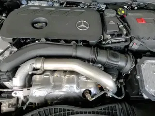 ✅ 2025 Mercedes-Benz GLA 250 • VIN: W1N4N4GB8SJ684237 • Lot: 71294695. Listed on Copart with 1,831 mi. Free auction sales archive from the USA and detailed vehicle history report at DreamBid. Image 14.