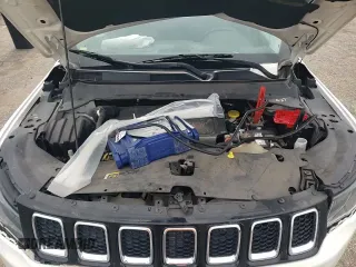 ✅ 2019 Jeep Compass Latitude • VIN: 3C4NJDBB8KT760837 • Lot: 58399035. Listed on Copart with 117,188 mi. Free auction sales archive from the USA and detailed vehicle history report at DreamBid. Image 14.