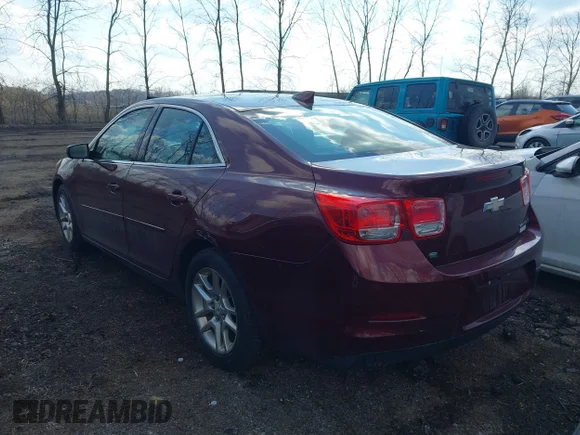 ✅ 2015 Chevrolet Malibu LT • VIN: 1G11C5SL9FF104985 • Lot: 44501638. Wystawiony na IAAI z przebiegiem 179 362 mil. Bezpłatny archiwum sprzedaży aukcyjnych z USA i szczegółowy raport historii pojazdu na DreamBid. Zdjęcie 3.