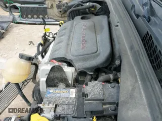 ✅ 2016 Jeep Renegade Latitude • VIN: ZACCJABT9GPD03113 • Lot: 42001114. Listed on IAAI with 180,111 mi. Free auction sales archive from the USA and detailed vehicle history report at DreamBid. Image 22.