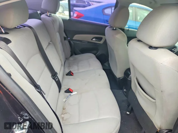 ✅ 2015 Chevrolet Cruze LT • VIN: 1G1PC5SBXF7221891 • Lot: 54176236. Wystawiony na Copart z przebiegiem 153 958 mil. Bezpłatny archiwum sprzedaży aukcyjnych z USA i szczegółowy raport historii pojazdu na DreamBid. Zdjęcie 10.