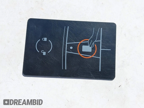 ✅ 2023 Tesla Model 3 • VIN: 5YJ3E1EA4PF562145 • Lot: 44100929. Wystawiony na IAAI z przebiegiem 101 772 mil. Bezpłatny archiwum sprzedaży aukcyjnych z USA i szczegółowy raport historii pojazdu na DreamBid. Zdjęcie 11.