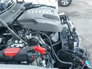 ✅ 2024 Land Rover Defender X • VIN: SALEXFEU8R2352205 • Лот: 41274333. Опубликован ранее на IAAI с пробегом 730 миль. Бесплатный доступ к архиву аукционных продаж из США и подробный отчёт об истории автомобиля на DreamBid. Изображение 21.