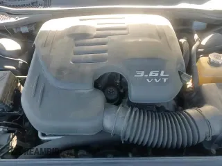 ✅ 2018 Dodge Challenger SXT • VIN: 2C3CDZAG0JH322463 • Лот: 65034075. Опубликован ранее на Copart с пробегом 129 508 миль. Бесплатный доступ к архиву аукционных продаж из США и подробный отчёт об истории автомобиля на DreamBid. Изображение 13.