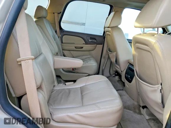 ✅ 2008 GMC Yukon SLT 4SB • VIN: 1GKFK13028J229022 • Лот: 98053045. Опубліковано раніше на Copart з пробігом Не вказано. Безкоштовний доступ до архіву аукціонних продажів зі США та докладний звіт про історію автомобіля на DreamBid. Зображення 11.