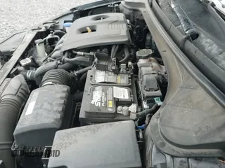 ✅ 2017 Hyundai Elantra Value Edition • VIN: 5NPD84LFXHH186274 • Lot: 43286420. Listed on IAAI with 70,936 mi. Free auction sales archive from the USA and detailed vehicle history report at DreamBid. Image 19.