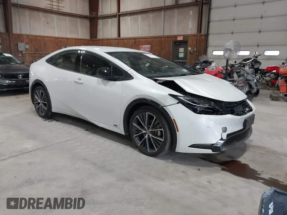 ✅ 2024 Toyota Prius LE • VIN: JTDADABU7R3012687 • Lot: 43126917. Listed on IAAI with 15,559 mi. Free auction sales archive from the USA and detailed vehicle history report at DreamBid. Image 1.