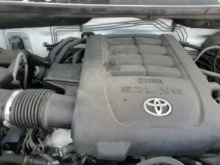 ✅ 2017 Toyota Tundra Platinum • VIN: 5TFGW5F15HX216732 • Lot: 82123955. Listed on Copart with 115,187 mi. Free auction sales archive from the USA and detailed vehicle history report at DreamBid. Image 15.