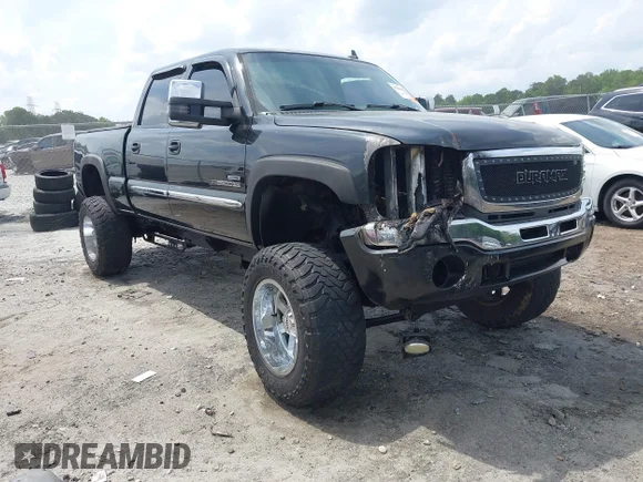 ✅ 2006 GMC Sierra 2500HD SL • VIN: 1GTHK23D66F199116 • Lot: 42265566. Listed on IAAI with Not provided. Free auction sales archive from the USA and detailed vehicle history report at DreamBid. Image 1.