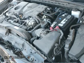 ✅ 2022 Toyota Camry LE • VIN: 4T1C11AK7NU716907 • Lot: 43173006. Wystawiony na IAAI z przebiegiem 56 608 mil. Bezpłatny archiwum sprzedaży aukcyjnych z USA i szczegółowy raport historii pojazdu na DreamBid. Zdjęcie 19.