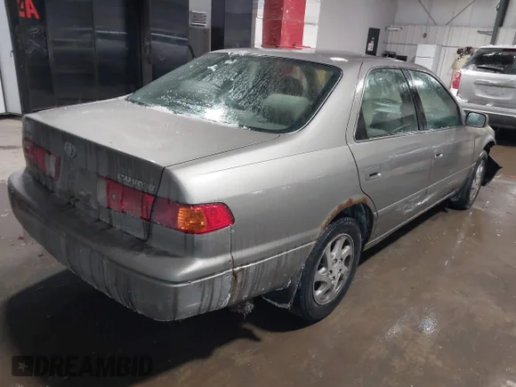 ✅ 2001 Toyota Camry CE • VIN: 4T1BG22K61U017311 • Лот: 44223258. Опубликован ранее на IAAI с пробегом 254 966 миль. Бесплатный доступ к архиву аукционных продаж из США и подробный отчёт об истории автомобиля на DreamBid. Изображение 4.