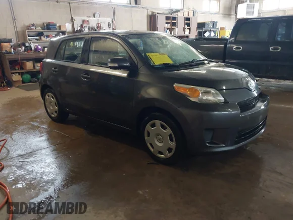 ✅ 2008 Scion xD • VIN: JTKKU10418J007818 • Лот: 43928157. Опубліковано раніше на IAAI з пробігом 171 873 миль. Безкоштовний доступ до архіву аукціонних продажів зі США та докладний звіт про історію автомобіля на DreamBid. Зображення 1.