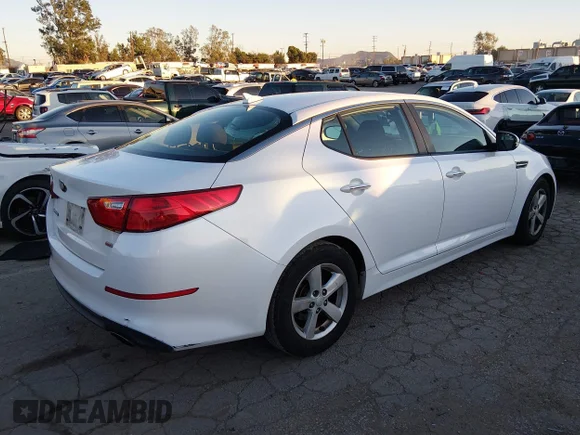 ✅ 2015 Kia Optima LX • VIN: KNAGM4A78F5628600 • Lot: 44100946. Wystawiony na IAAI z przebiegiem 174 396 mil. Bezpłatny archiwum sprzedaży aukcyjnych z USA i szczegółowy raport historii pojazdu na DreamBid. Zdjęcie 4.