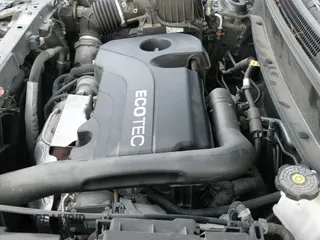 ✅ 2020 Chevrolet Equinox LT • VIN: 3GNAXUEV8LS553799 • Lot: 42930629. Listed on IAAI with 89,648 mi. Free auction sales archive from the USA and detailed vehicle history report at DreamBid. Image 19.