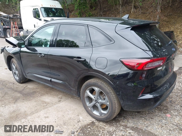 ✅ 2024 Ford Escape ST-Line • VIN: 1FMCU0MZ1RUB18294 • Lot: 42510158. Wystawiony na IAAI z przebiegiem 33 551 mil. Bezpłatny archiwum sprzedaży aukcyjnych z USA i szczegółowy raport historii pojazdu na DreamBid. Zdjęcie 3.