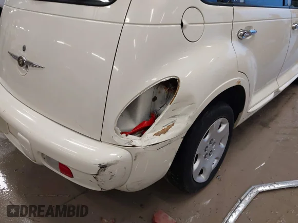✅ 2005 Chrysler PT Cruiser Touring • VIN: 3C4FY58B45T634685 • Lot: 43891860. Wystawiony na IAAI z przebiegiem 205 394 mil. Bezpłatny archiwum sprzedaży aukcyjnych z USA i szczegółowy raport historii pojazdu na DreamBid. Zdjęcie 6.