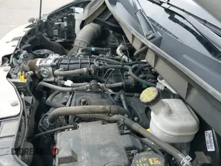 ✅ 2023 Ford Transit Passenger XL • VIN: 1FBAX2YG3PKA63237 • Lot: 41996063. Wystawiony na IAAI z przebiegiem 58 429 mil. Bezpłatny archiwum sprzedaży aukcyjnych z USA i szczegółowy raport historii pojazdu na DreamBid. Zdjęcie 19.