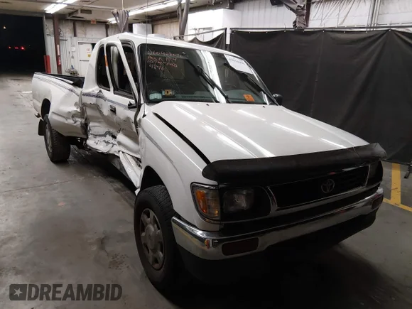 ✅ 1996 Toyota Tacoma • VIN: 4TAVL52N1TZ114846 • Lot: 45016090. Wystawiony na IAAI z przebiegiem 326 668 mil. Bezpłatny archiwum sprzedaży aukcyjnych z USA i szczegółowy raport historii pojazdu na DreamBid. Zdjęcie 1.