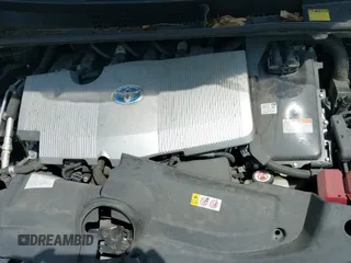 ✅ 2018 Toyota Prius Two • VIN: JTDKBRFU8J3584567 • Lot: 42937041. Wystawiony na IAAI z przebiegiem 102 647 mil. Bezpłatny archiwum sprzedaży aukcyjnych z USA i szczegółowy raport historii pojazdu na DreamBid. Zdjęcie 18.