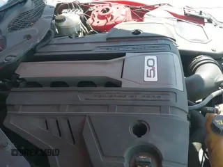 ✅ 2019 Ford Mustang GT Premium • VIN: 1FA6P8CFXK5150570 • Lot: 43412433. Wystawiony na IAAI z przebiegiem 107 720 mil. Bezpłatny archiwum sprzedaży aukcyjnych z USA i szczegółowy raport historii pojazdu na DreamBid. Zdjęcie 18.