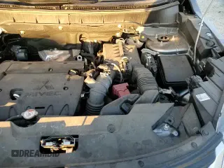 ✅ 2024 Mitsubishi Outlander S • VIN: JA4ARUAU2RU009236 • Lot: 92703095. Wystawiony na Copart z przebiegiem 37 806 mil. Bezpłatny archiwum sprzedaży aukcyjnych z USA i szczegółowy raport historii pojazdu na DreamBid. Zdjęcie 14.