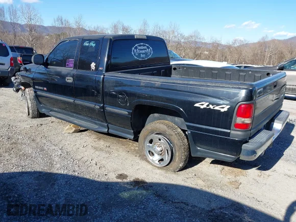 ✅ 1999 Dodge 1500 • VIN: 3B7HF13Y0XG125045 • Lot: 41554229. Wystawiony na IAAI z przebiegiem 245 933 mil. Bezpłatny archiwum sprzedaży aukcyjnych z USA i szczegółowy raport historii pojazdu na DreamBid. Zdjęcie 3.