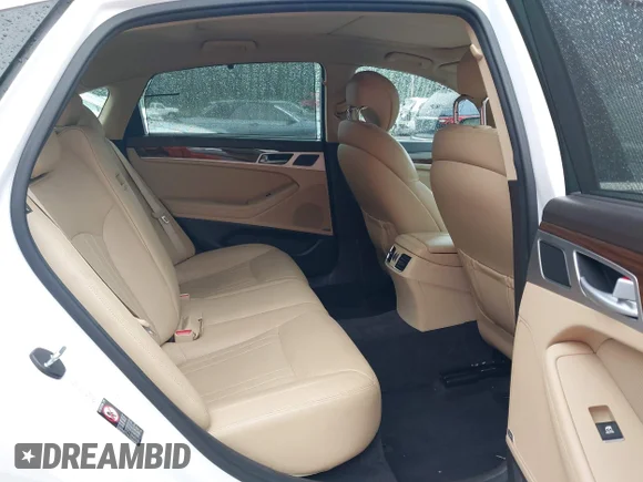 ✅ 2015 Hyundai Genesis 3.8L • VIN: KMHGN4JE7FU063756 • Lot: 45446527. Wystawiony na IAAI z przebiegiem 117 623 mil. Bezpłatny archiwum sprzedaży aukcyjnych z USA i szczegółowy raport historii pojazdu na DreamBid. Zdjęcie 8.