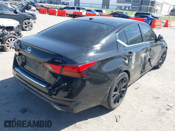 ✅ 2020 Nissan Altima SR • VIN: 1N4BL4CV4LC179960 • Lot: 44603213. Listed on IAAI with 71,677 mi. Free auction sales archive from the USA and detailed vehicle history report at DreamBid. Image 4.