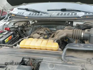 ✅ 2015 Ford F-150 XLT • VIN: 1FTEW1E85FFC40093 • Lot: 41867052. Wystawiony na IAAI z przebiegiem 257 931 mil. Bezpłatny archiwum sprzedaży aukcyjnych z USA i szczegółowy raport historii pojazdu na DreamBid. Zdjęcie 20.