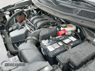 ✅ 2017 Ford Police Interceptor Utility • VIN: 1FM5K8AR4HGA89551 • Lot: 43697599. Wystawiony na IAAI z przebiegiem 111 347 mil. Bezpłatny archiwum sprzedaży aukcyjnych z USA i szczegółowy raport historii pojazdu na DreamBid. Zdjęcie 19.